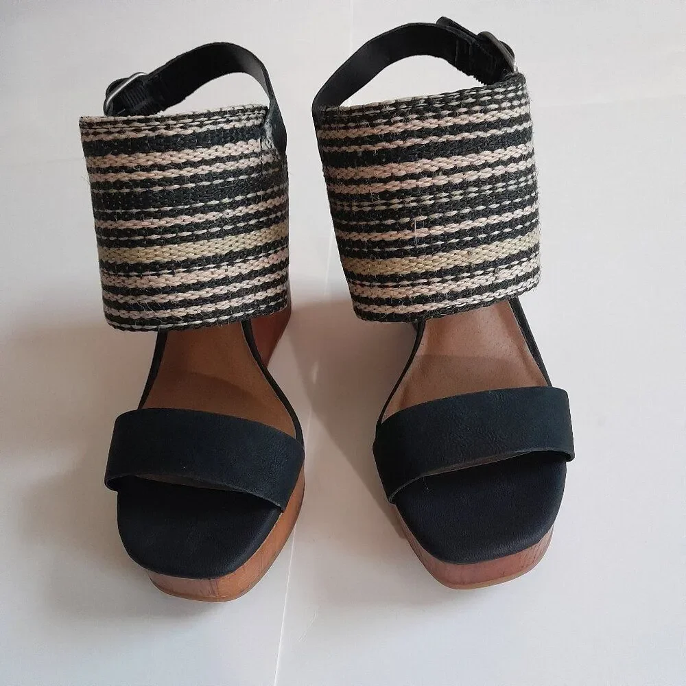 Lucky Brand Women Mika Chunky Wood Strappy Leather Platform shoes Size 8.5M